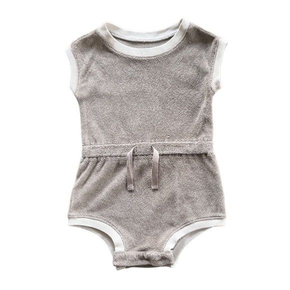 Girls 2 Pack 6-12M Sleeve-less Onesies Bundle - Picture 2 of 3